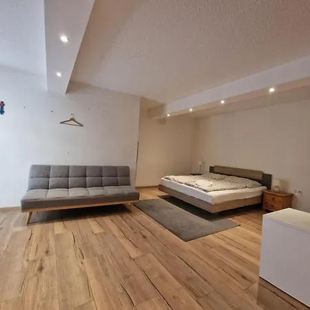 Triple Harmony Haven Apartment Stockerau